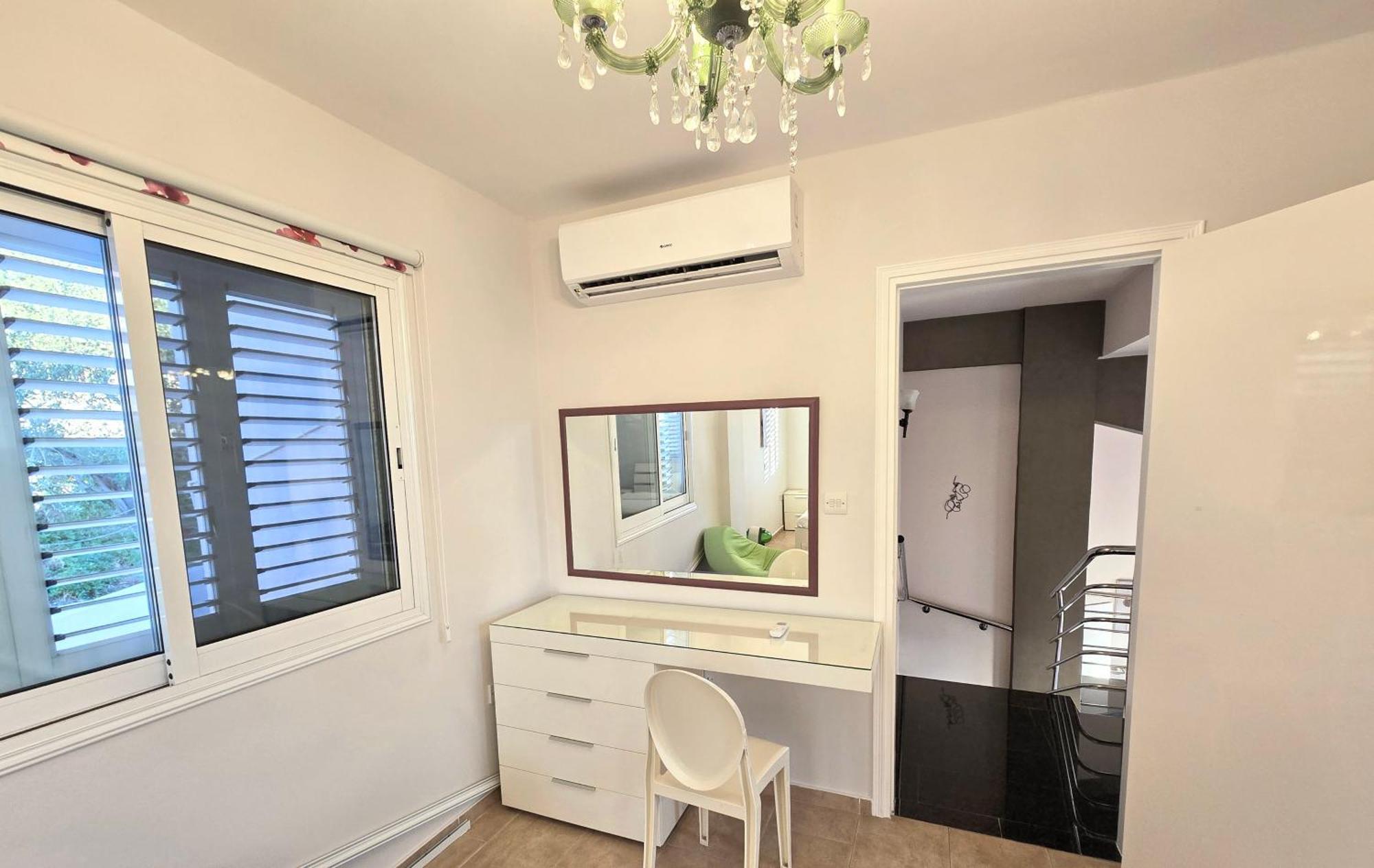 Paphos Central Penthouse Екстер'єр фото